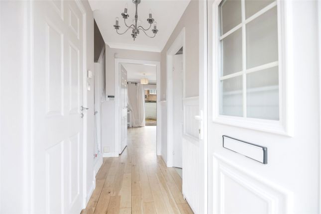 14, Strachur Grove, Glasgow photo 4