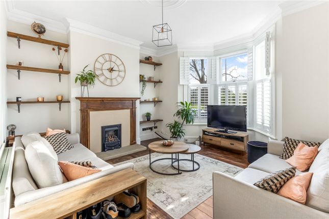 Thumbnail Flat for sale in Station Road, London