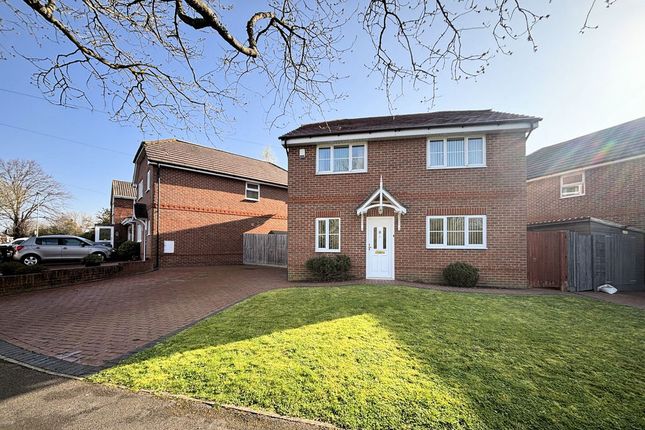 3-bed house on 3a, Rowallan Avenue, Gosport, £400,000