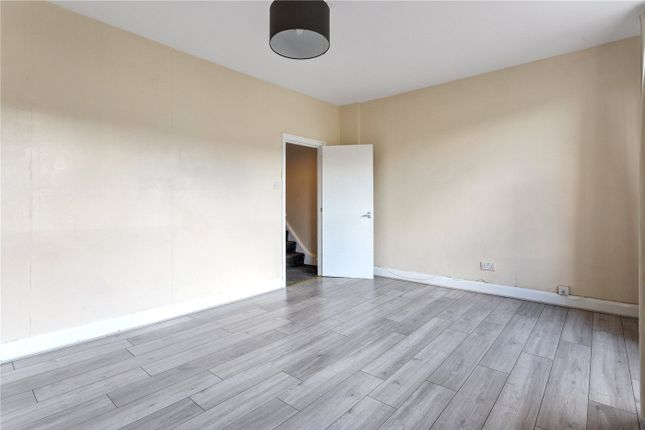 11b, Daleview Road, London photo 3