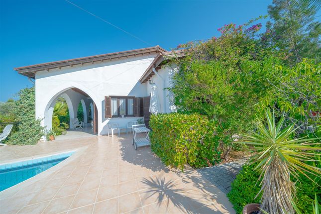 Villa for sale in Gul Sokak, West Of Kyrenia
