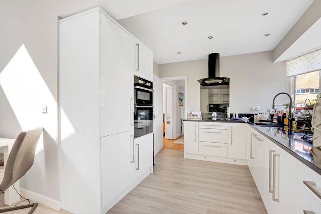 5 Blackrod Close, Nottingham photo 4