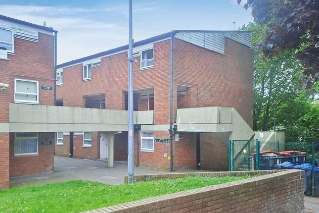 3-bed flat on 26, Meadowlea, TELFORD, £60,000