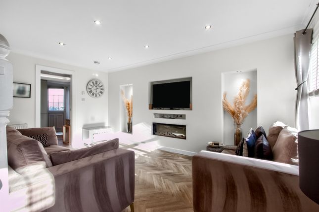 26, Louden Hill Road, GLASGOW photo 3