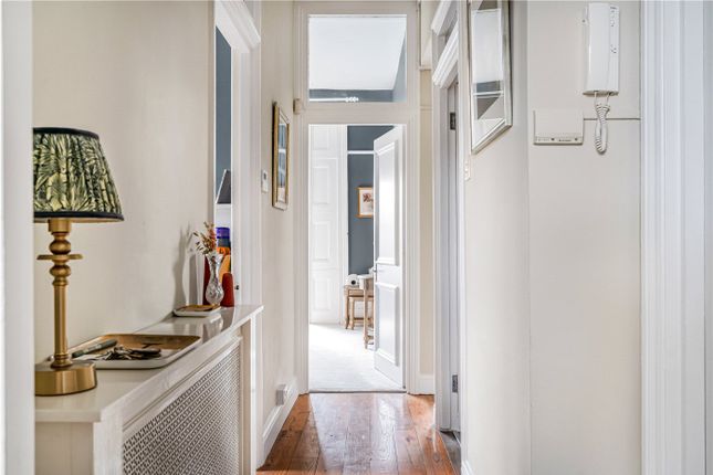 46B,, Mount View Road, London photo 4