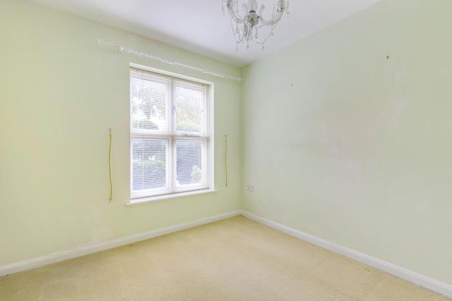 Flat to rent in Welch Way, Witney