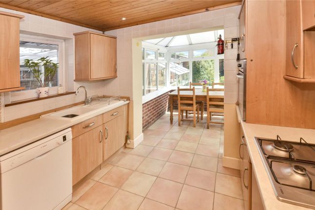 24, Heathfield Road, Ferndown photo 4