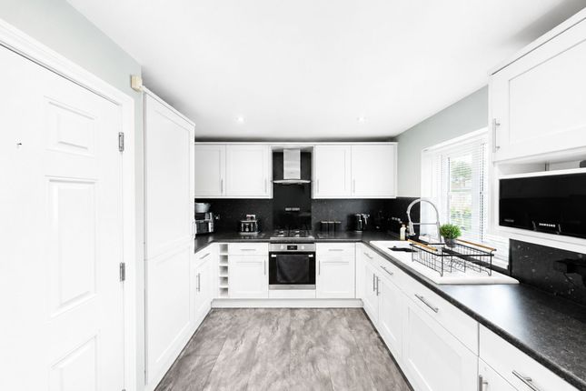 36 Abbeylea Drive, Bolton photo 3