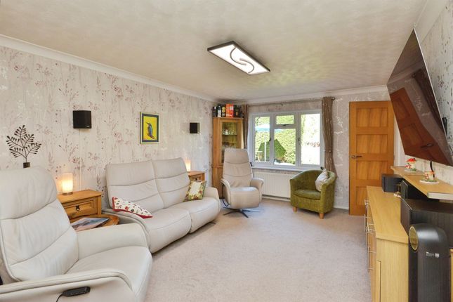 12, Gardiner Court, Milton Keynes photo 2