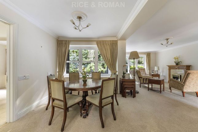 32 Mytchett Heath, Camberley photo 3
