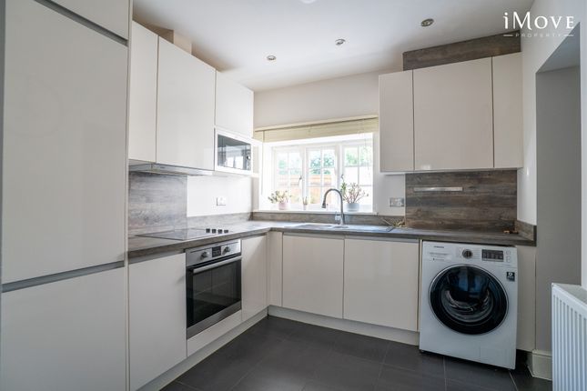 9, Gayfere Place, London photo 4