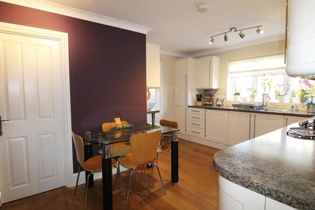 11, Cedar Drive, Holbeach Spalding photo 2
