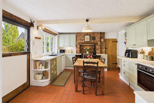 The White House, Pershore photo 4