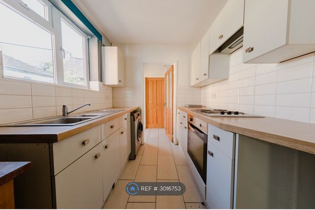 Wallace Street, New Bradwell, Milton Keynes photo 4