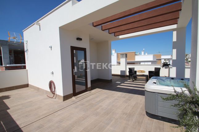 Detached house for sale in La Manga Del Mar Menor, Cartagena, Murcia, Spain
