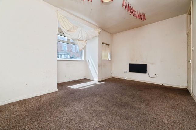 22, Cholmley Street, Hull photo 4