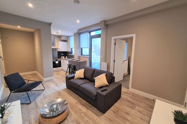 Flat 10 Wren House 19- 23 Exchange Road, Watford photo 5