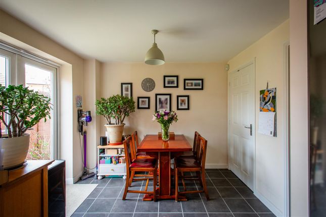 End terrace house for sale in Greenkeepers Road, Great Denham, Bedford