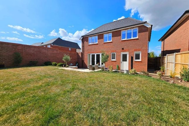 30, Nelmes Way, Berkeley photo 2