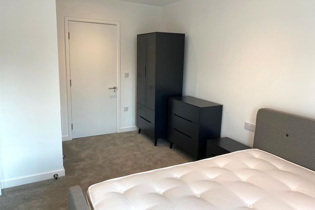 Bed2Pic2.Jpg