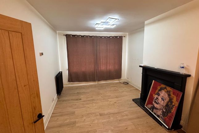 1319, Rochdale Road, Manchester photo 4