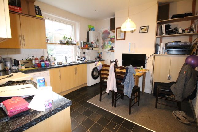 3,3a,5, Warminster Road, Westbury photo 3
