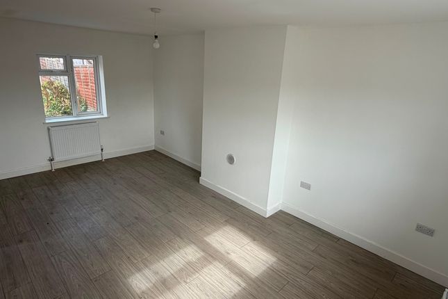 116, Chesterfield Road, CHESTERFIELD photo 3