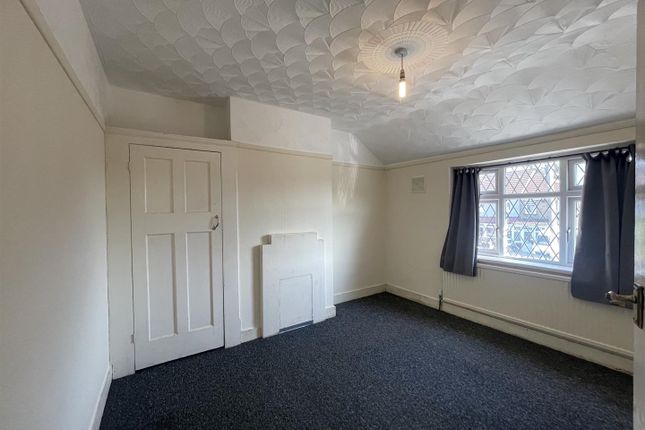208, Beaconsfield Road, Southall photo 2