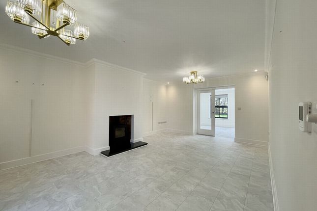 12, Paddock Way, Leicester photo 4