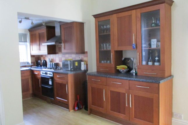 3, Lightburne Avenue, Pennington, Leigh, Greater Manchester photo 4