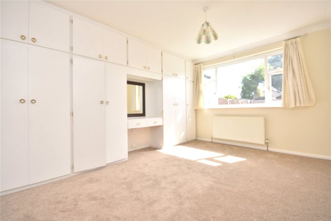 138, Kennerleigh Avenue, West Yorkshire photo 4