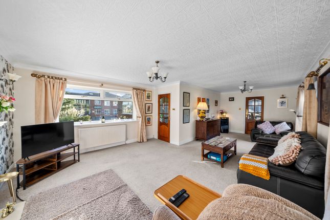 8c Wigan Road, Warrington photo 4