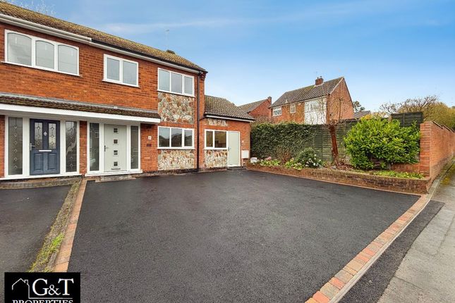 3-bed house on 6 Newfield Drive, Kingswinford, £300,000