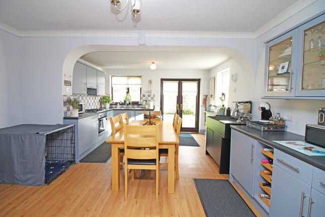 2, Southwood Avenue, Fleetwood photo 3