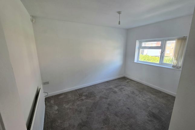 12b, Baker Street, Huyton photo 4