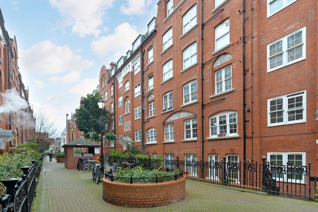 Studio for sale in Jessel House, Page Street, Westminster, London