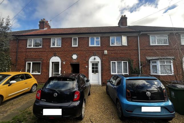 Semi-detached house to rent in Gipsy Lane, Headington