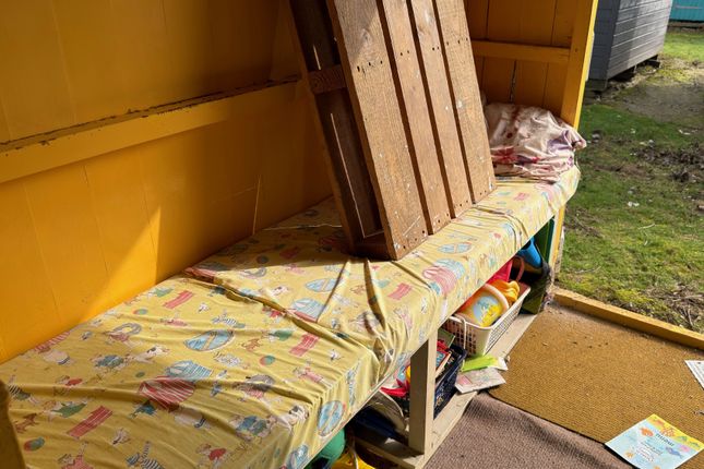 263, Beach Hut 263, Felixstowe photo 5