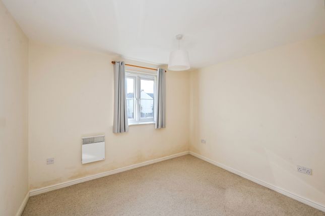 22, Clayton Drive, Swansea photo 4