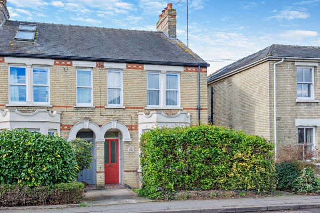End terrace house to rent in Station Road, Histon, Cambridge