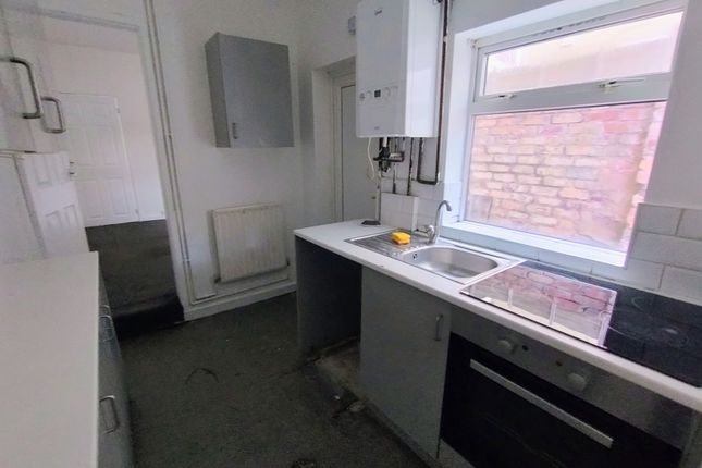 25, Fowler Street, Wolverhampton photo 5