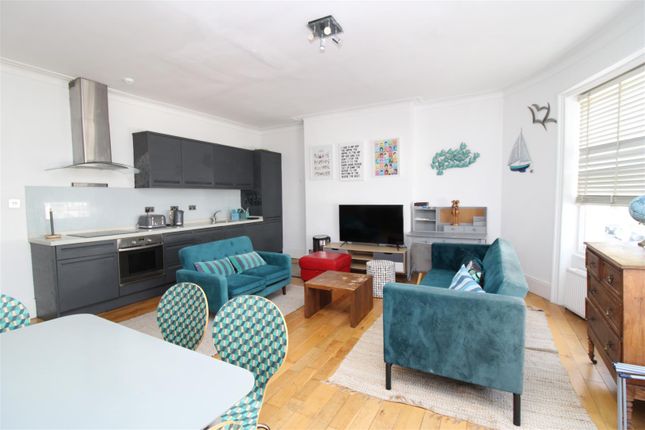Flat to rent in Brunswick Road, Hove