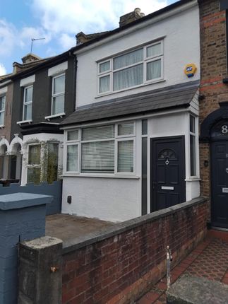 Thumbnail Property to rent in Cann Hall Road, London