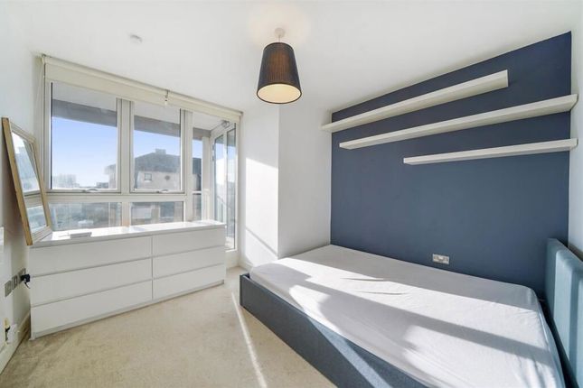 Flat 21 - 25, Rayleigh Road, London photo 4