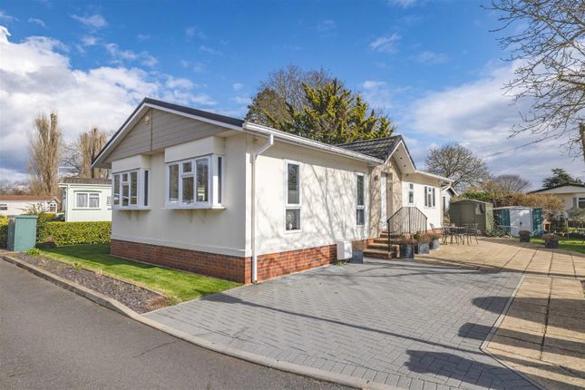 2-bed caravan on 30A Main road, Willows Riverside Park, Windsor, £295,000