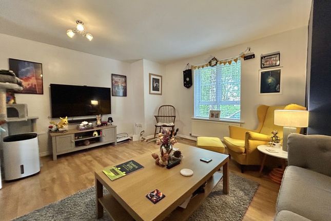 27, Tithe Court, Yeovil photo 2