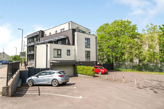 Apartment 6, 117A, St. Georges Road, Gloucestershire photo 2