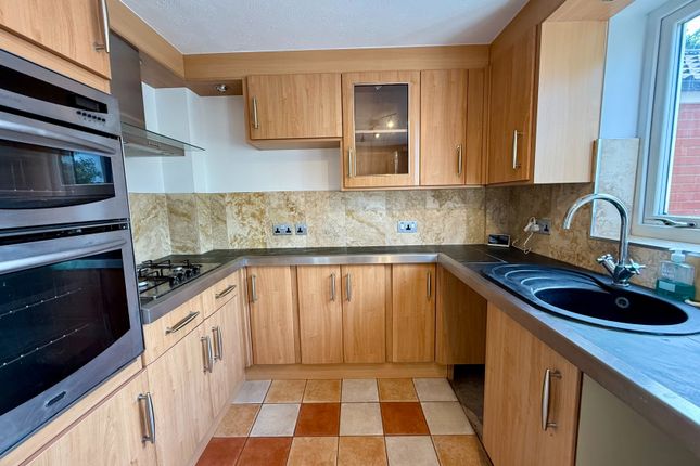 21, Blenheim Road, Lincoln photo 4