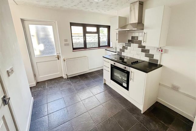 61, TREORCHY photo 4