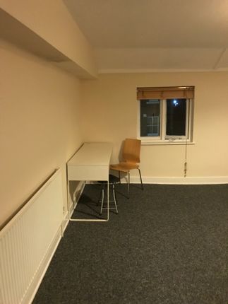 Room to rent in Grosvonor Road, Leamington Spa